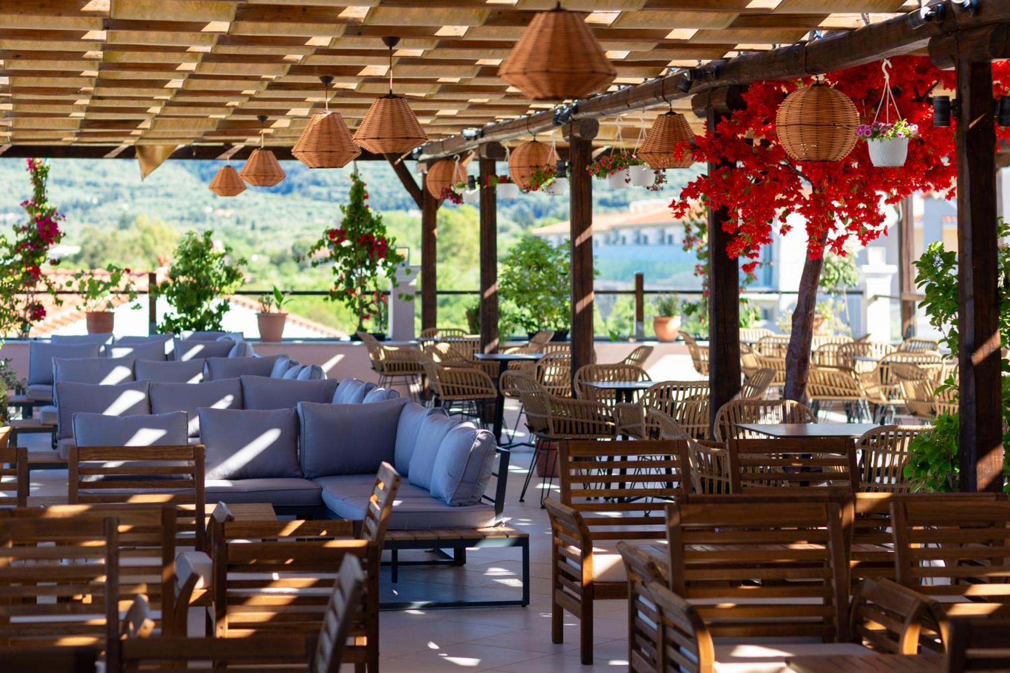 Angela Beach Hotel&Apts Roda  Exterior foto